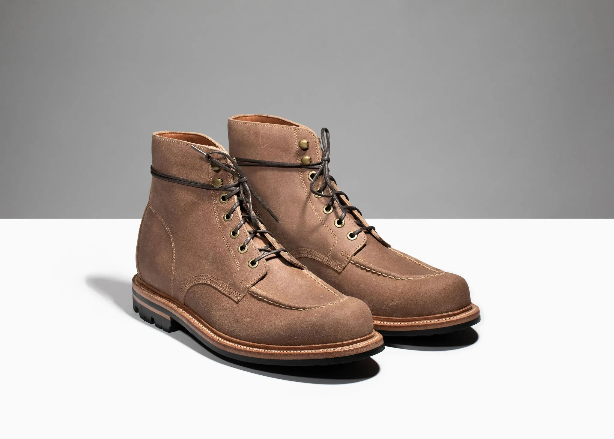 Brass Boot Natural Waxed Commander