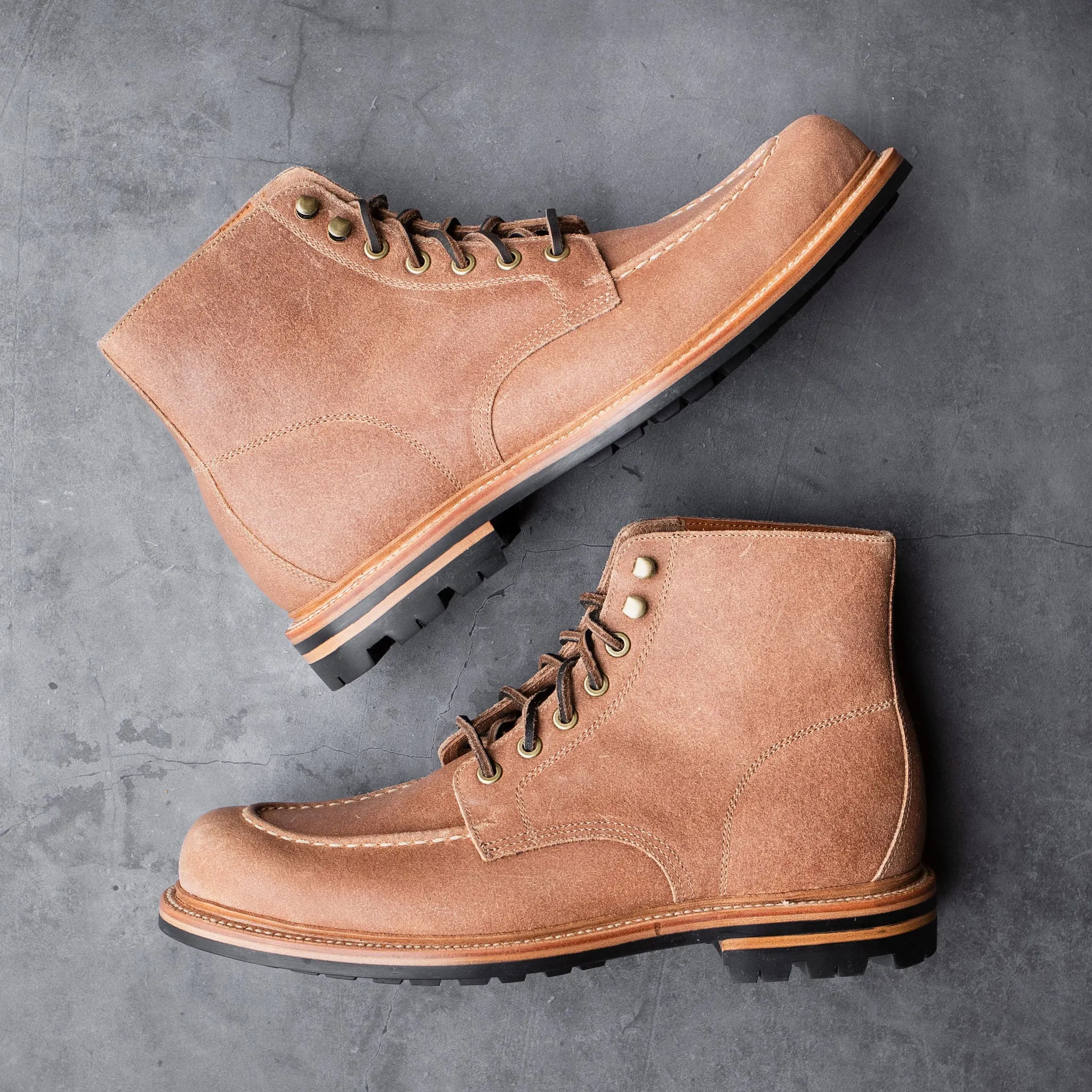 Brass Boot Natural Waxed Commander