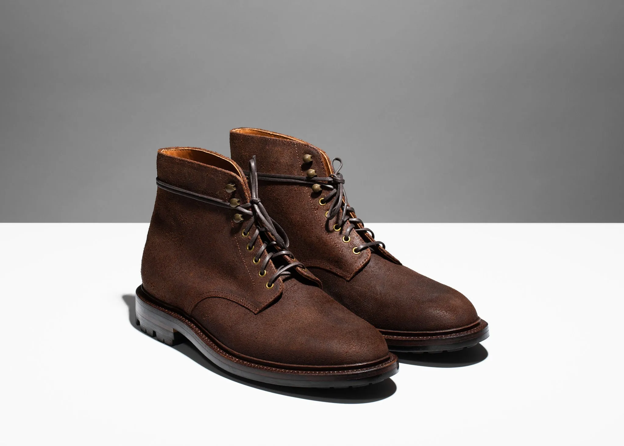 Edward Boot Dark Oak Roughout