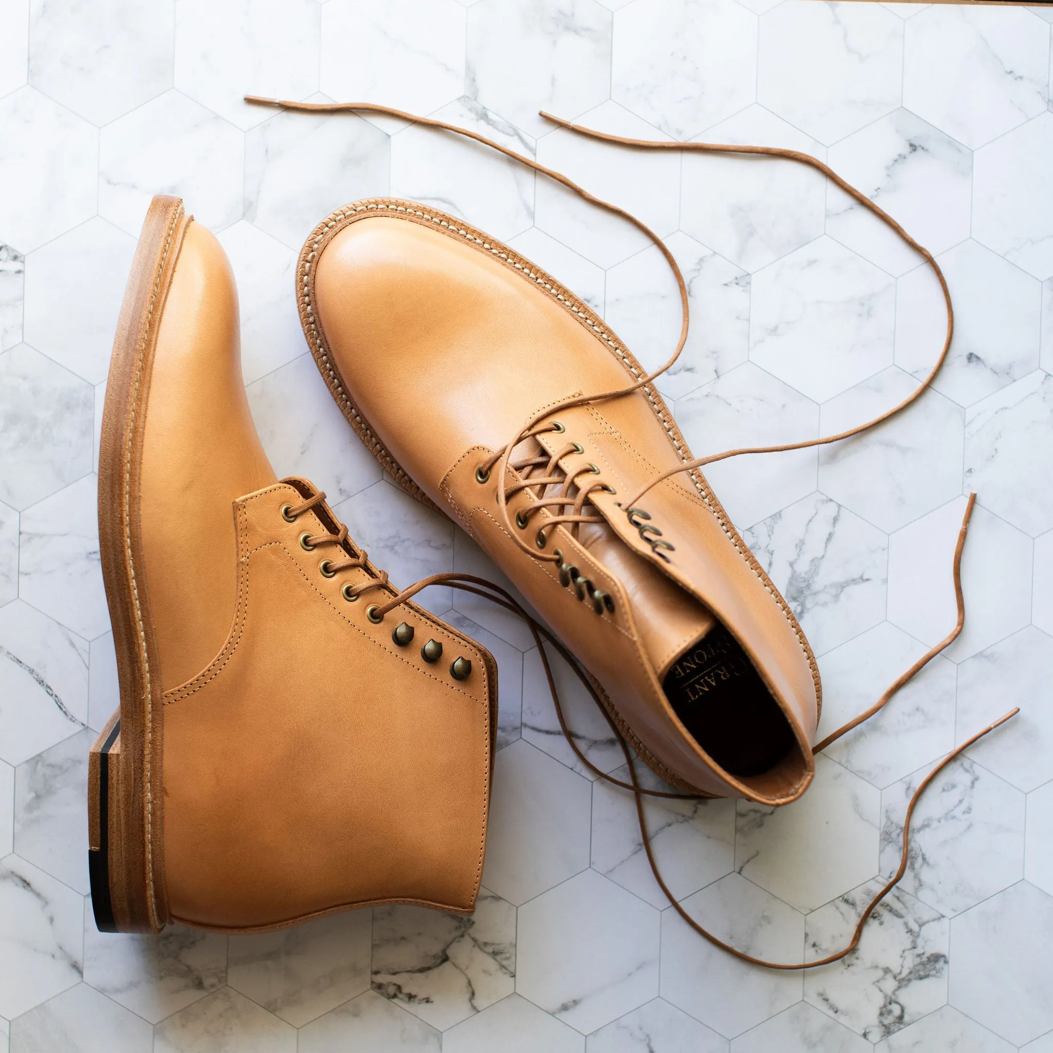 Edward Boot Natural Minerva