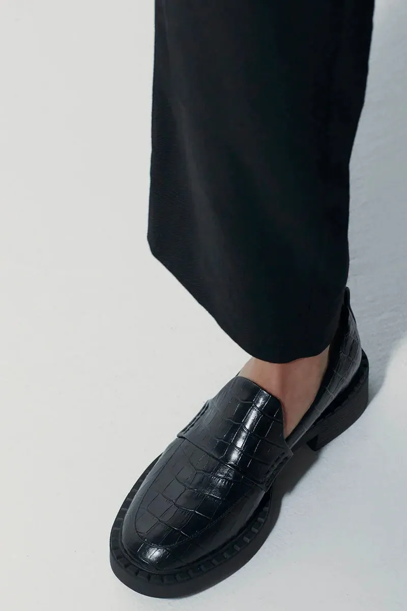 FLEUR LOAFER-BLACK CROC