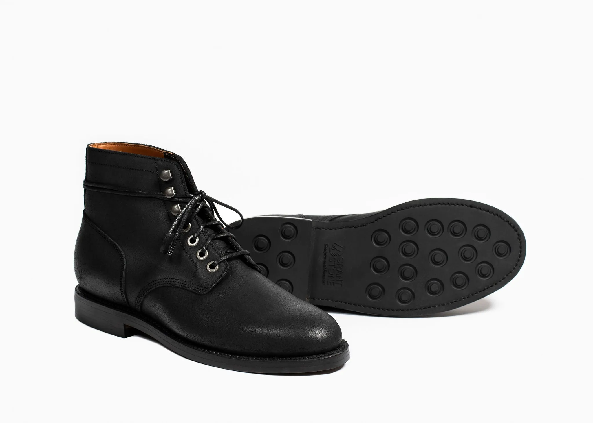 Nora Boot Black Waxed Commander