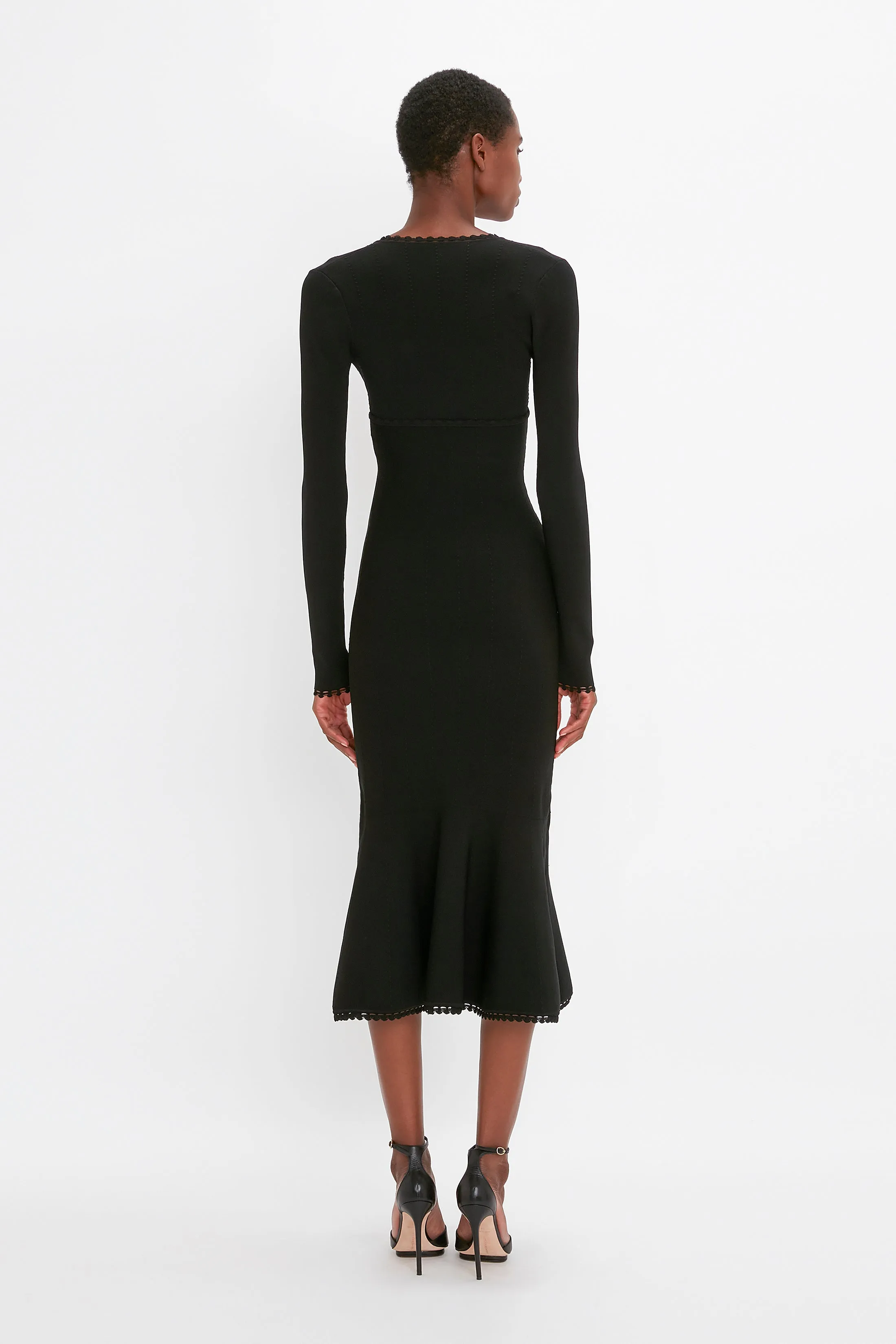 VB Body Long Sleeve V Neck Dress In Black